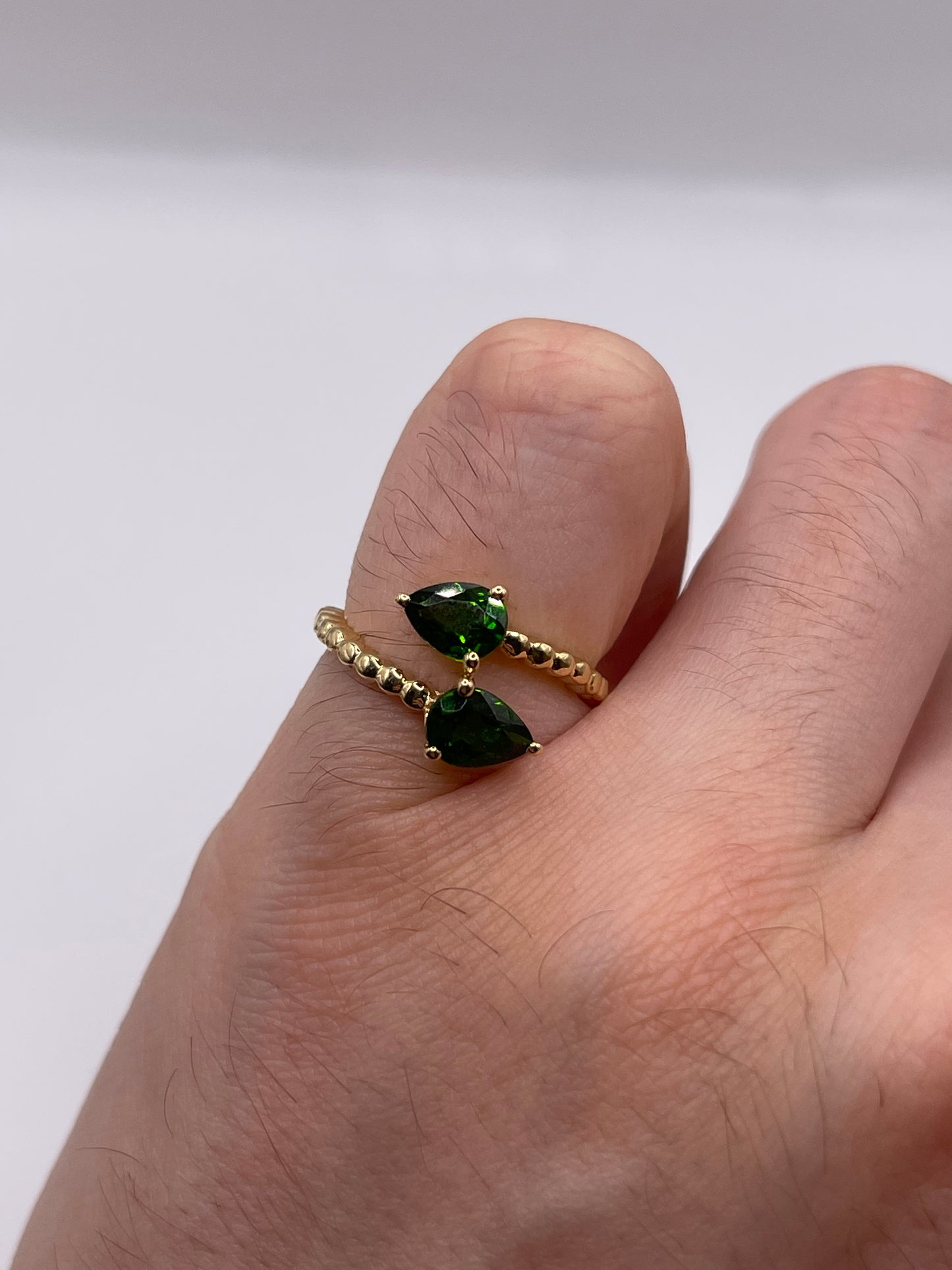 9ct gold diopside ring
