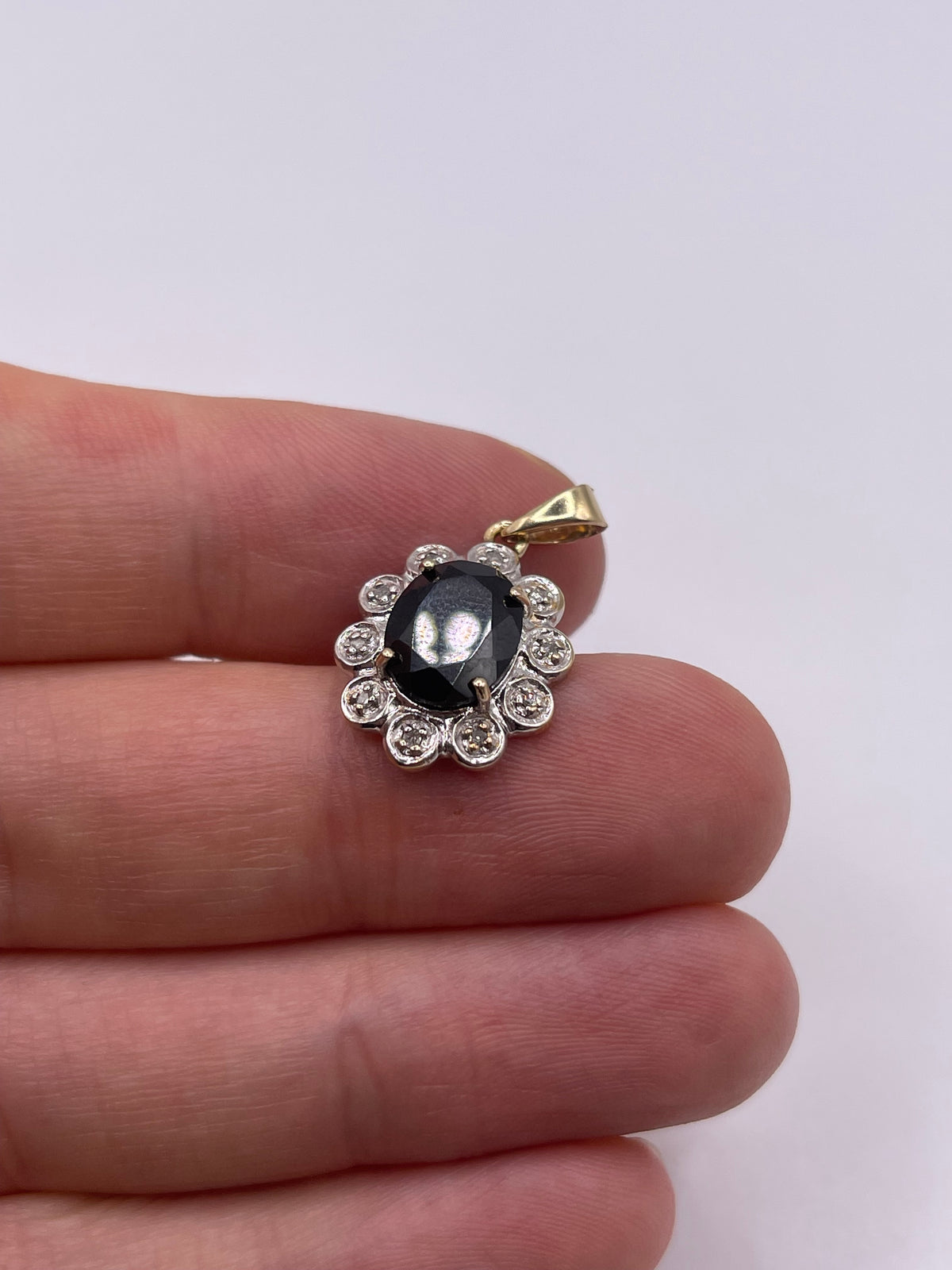 9ct gold sapphire and diamond pendant