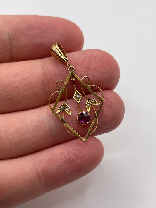 Antique 9ct gold paste pendant