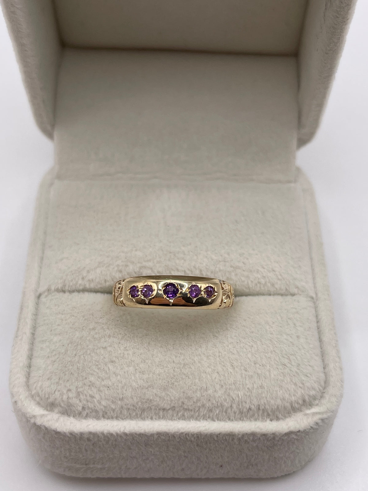 9ct gold amethyst gypsy ring