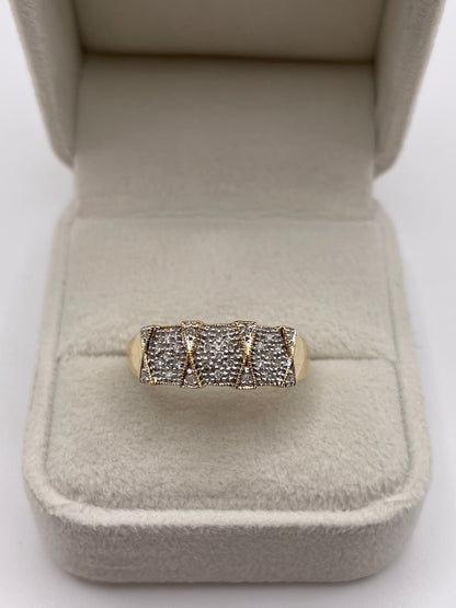 9ct gold diamond cluster ring