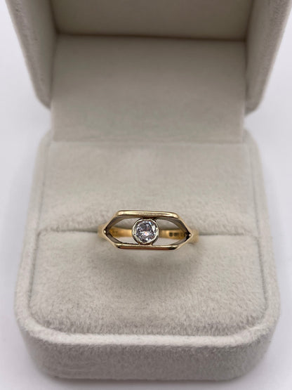 9ct gold diamond ring
