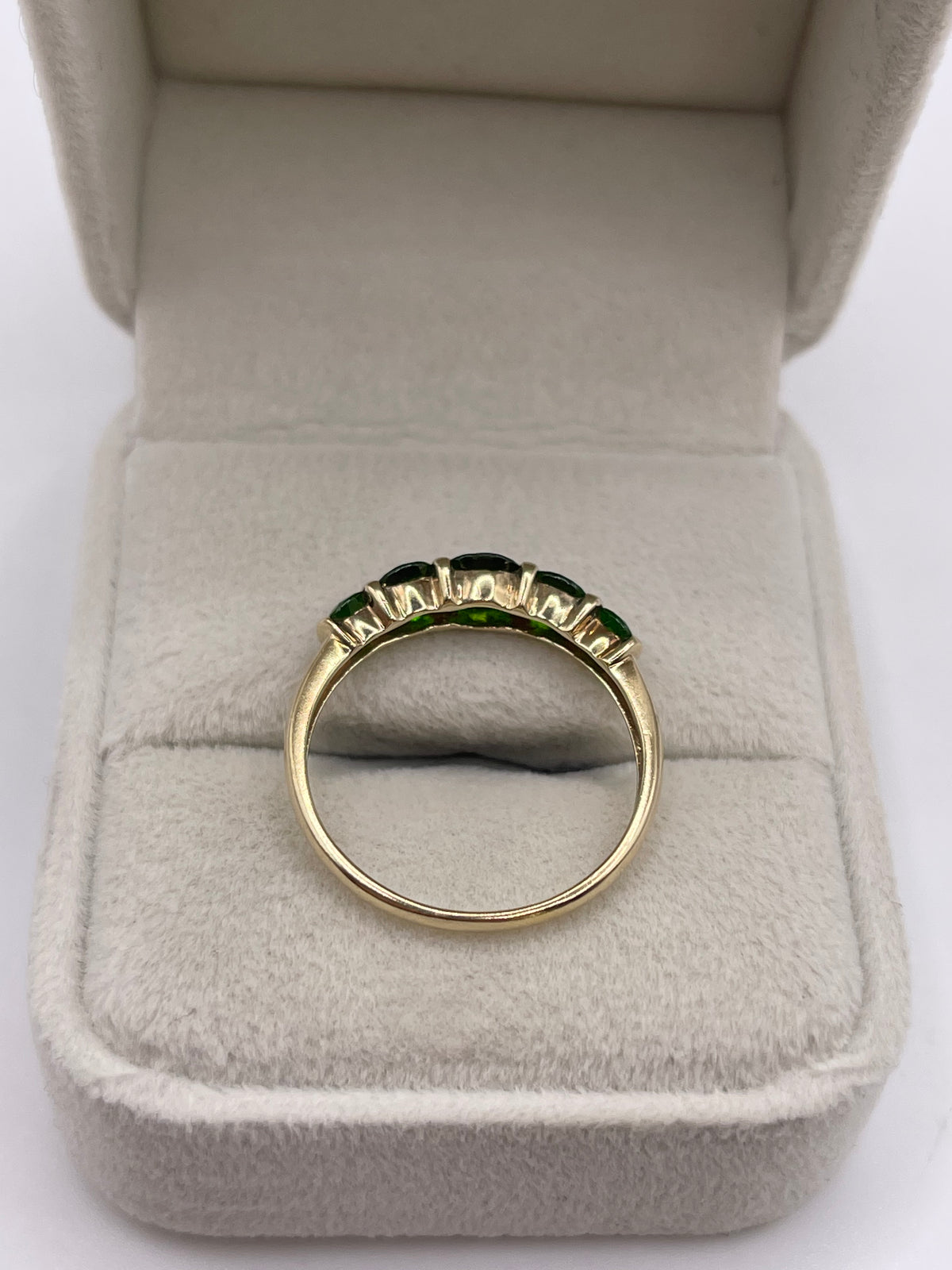 9ct gold diopside ring