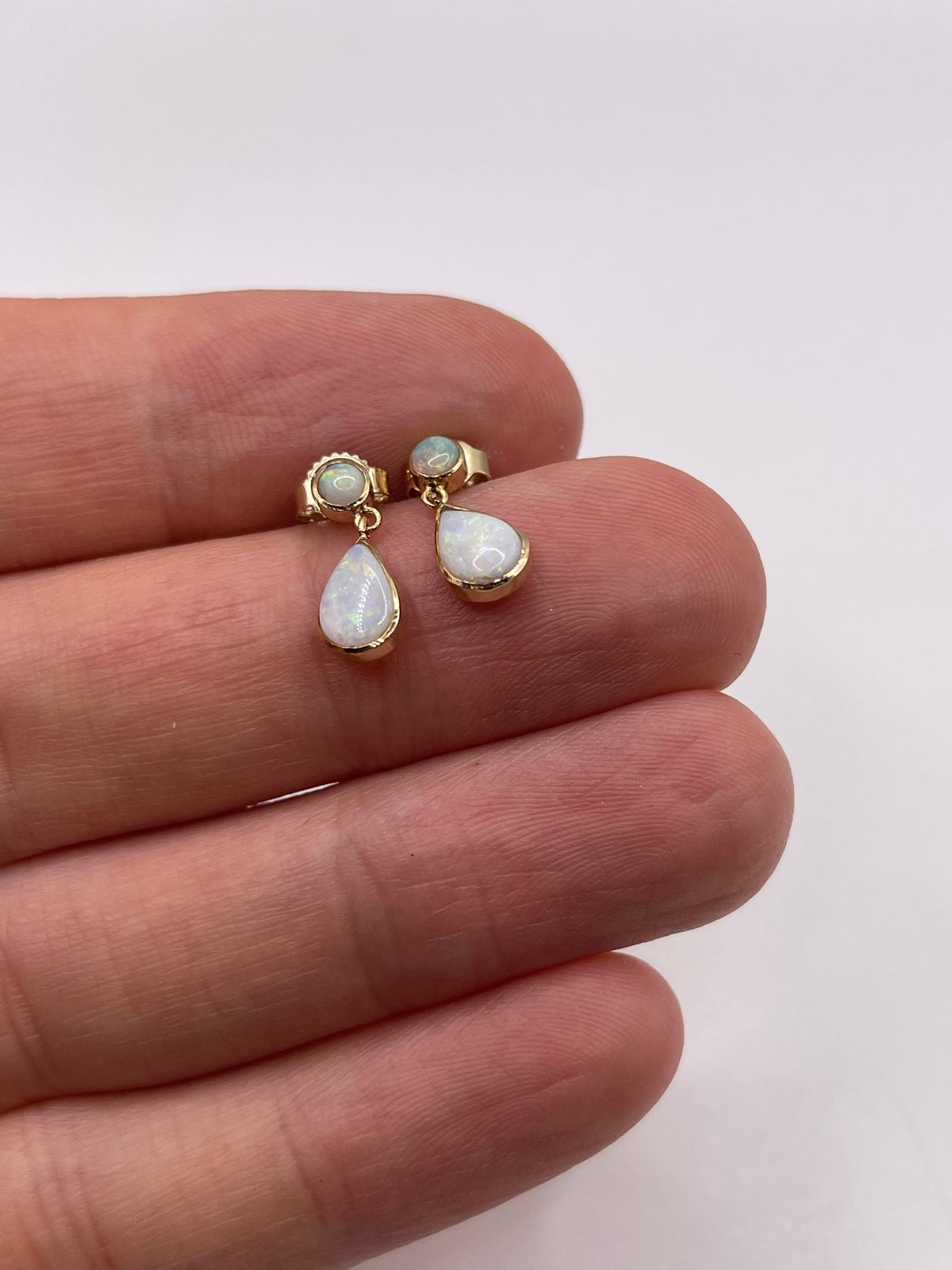 9ct gold opal earrings