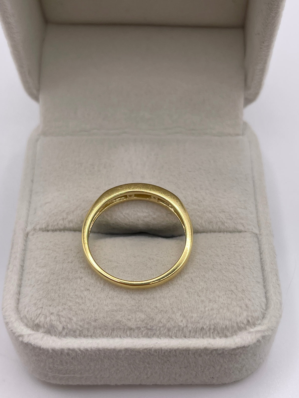 18ct gold diamond ring