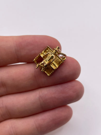 9ct gold piano player charm
