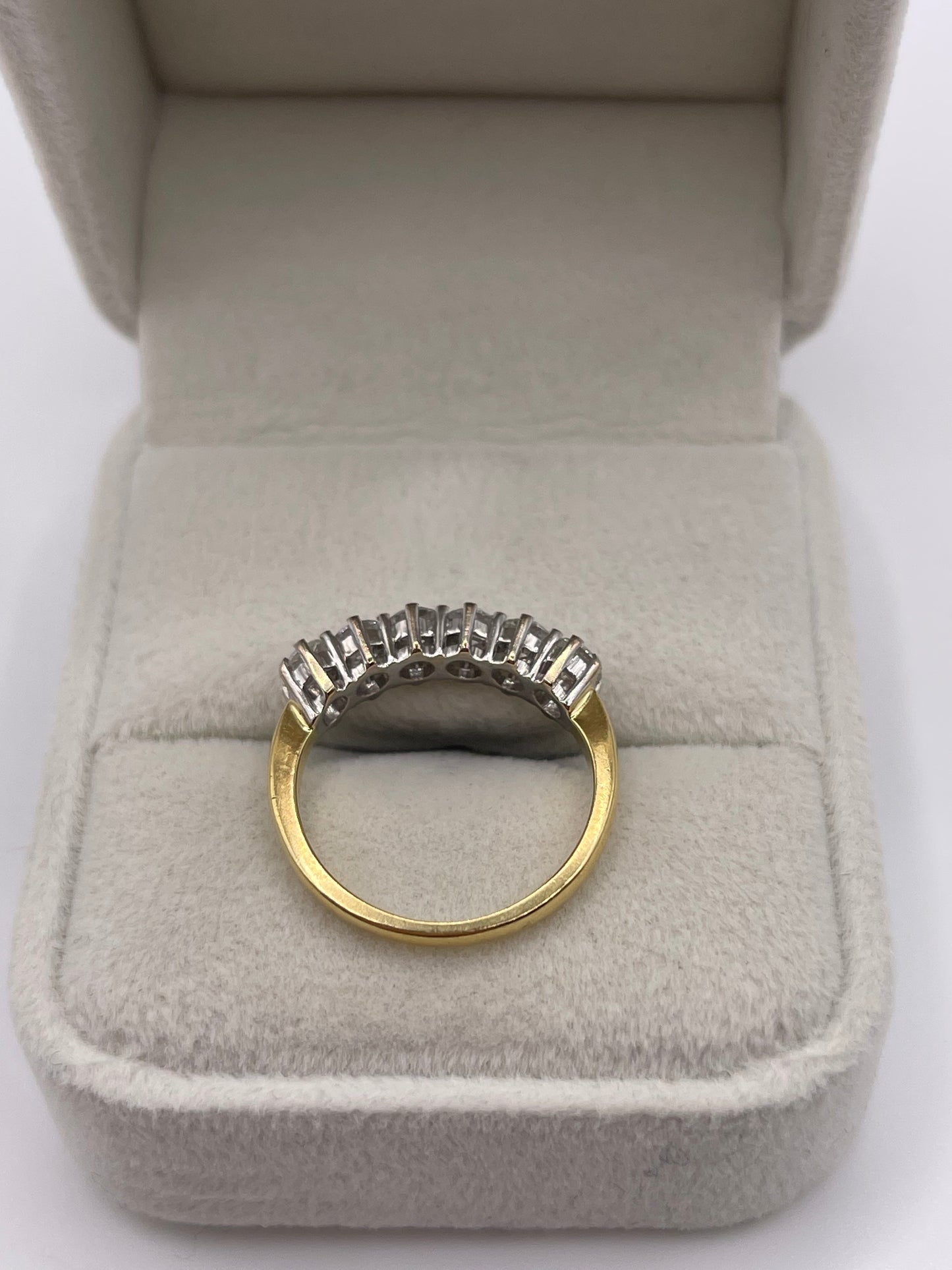 18ct gold 1ct diamond ring