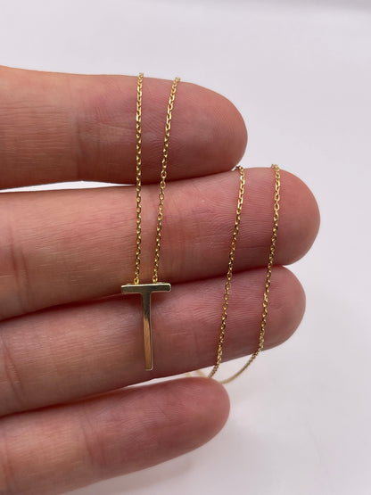 9ct gold initial T necklace