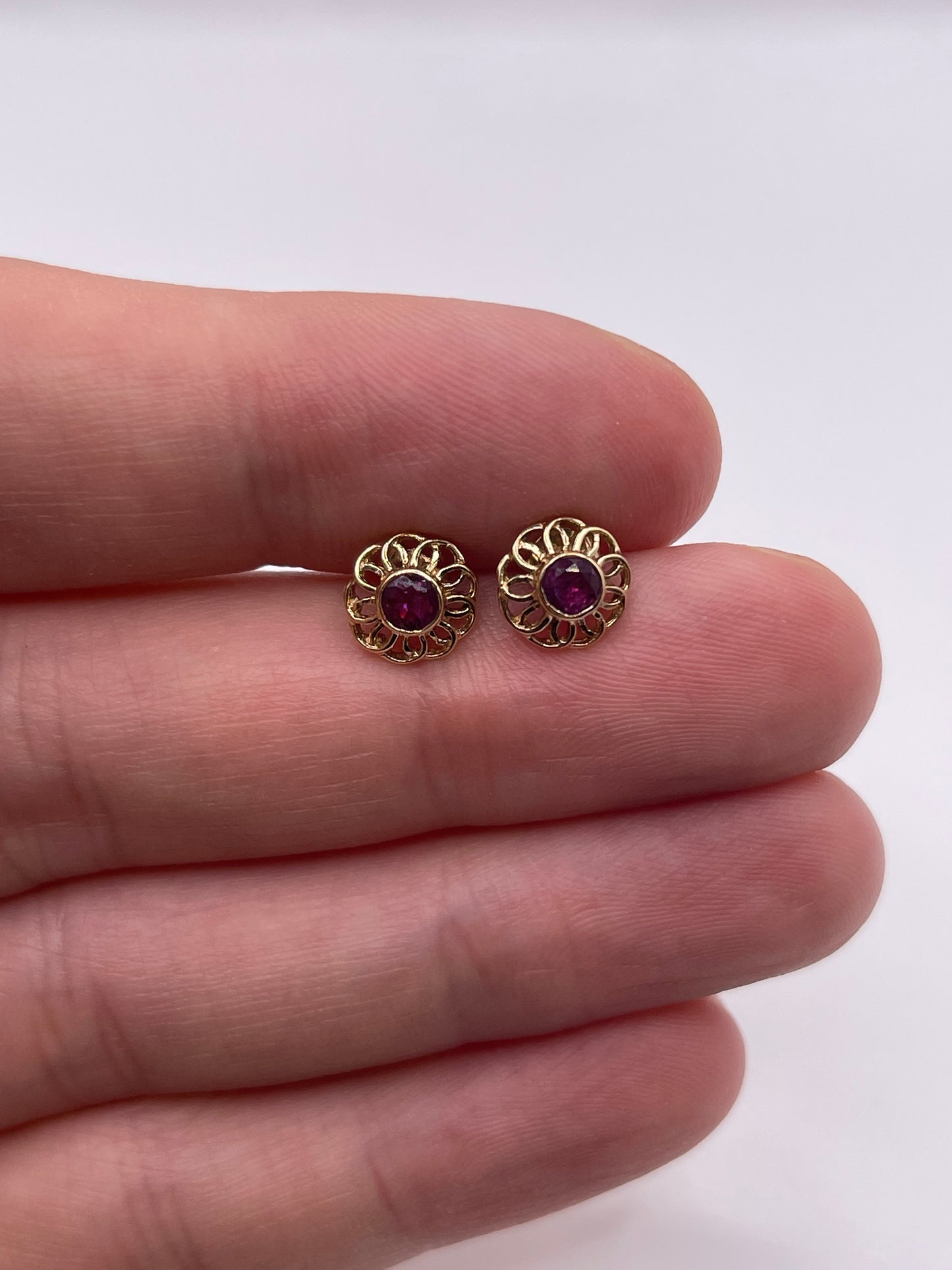 9ct gold ruby earrings
