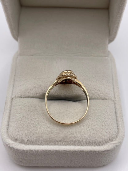 9ct gold garnet ring