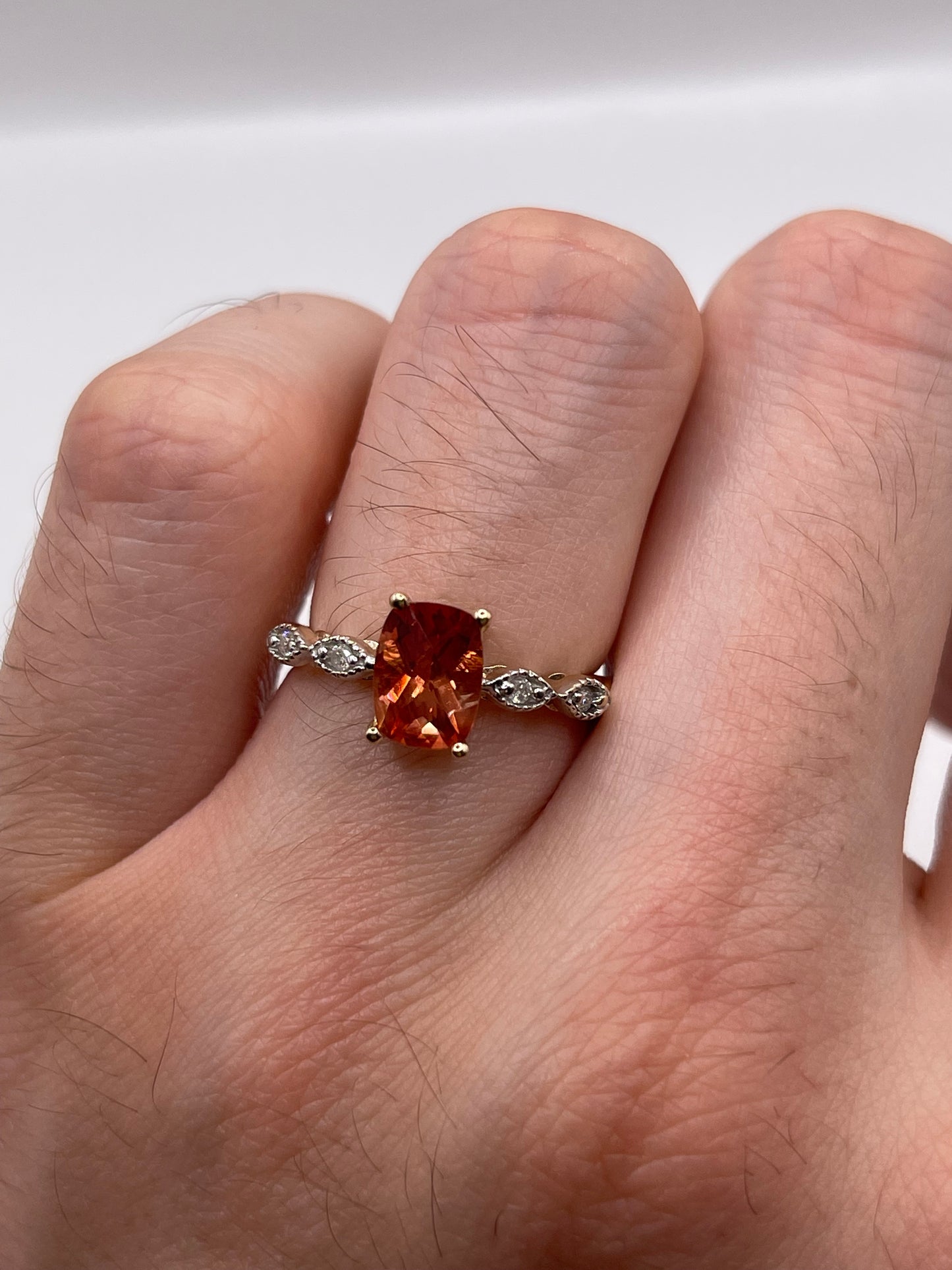 9ct gold quartz and zircon ring