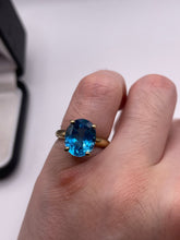 Load image into Gallery viewer, 9ct gold blue topaz ring
