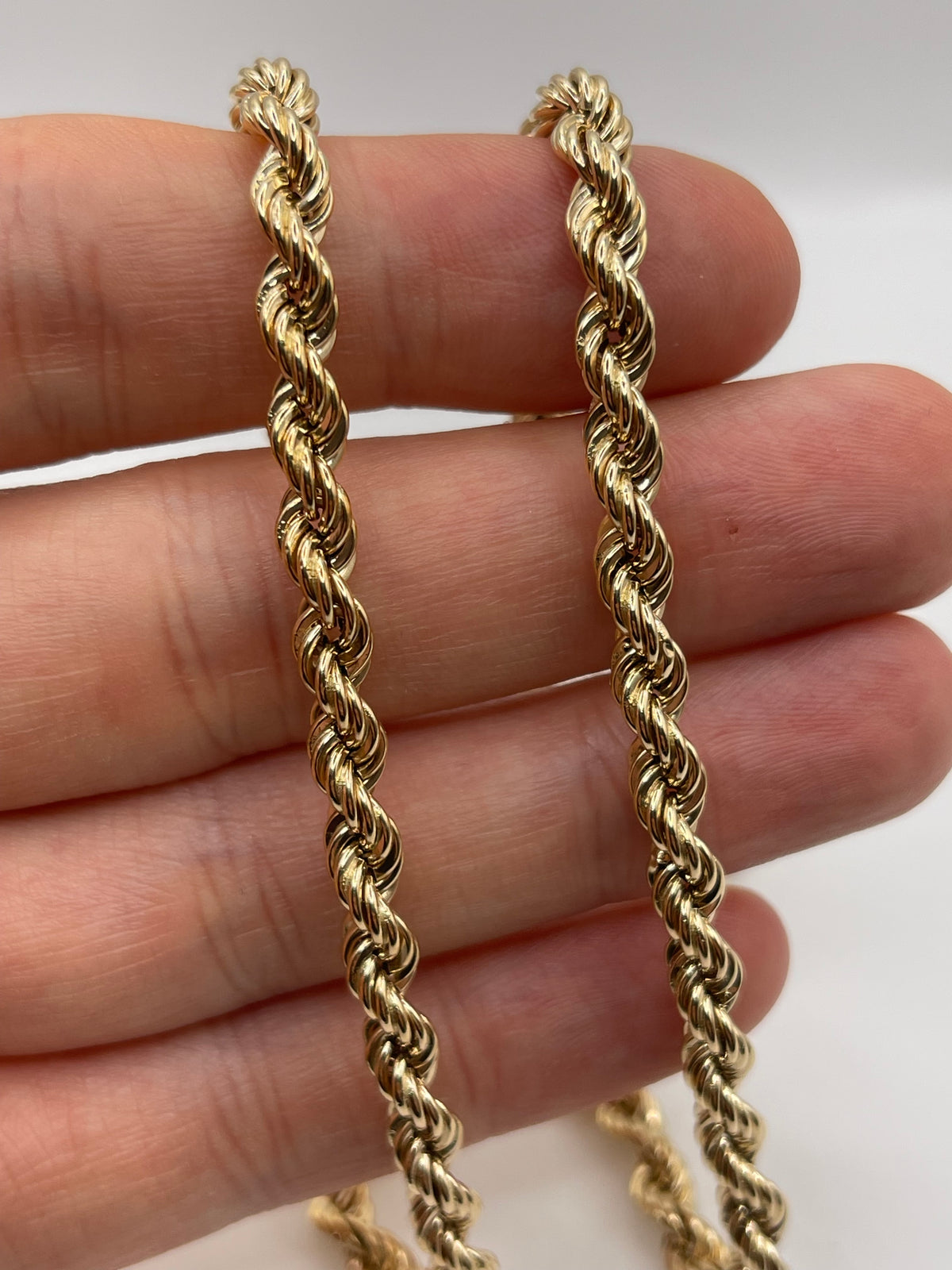 9ct gold chain 541