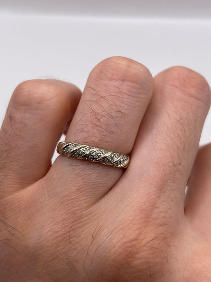 9ct white gold diamond cluster ring