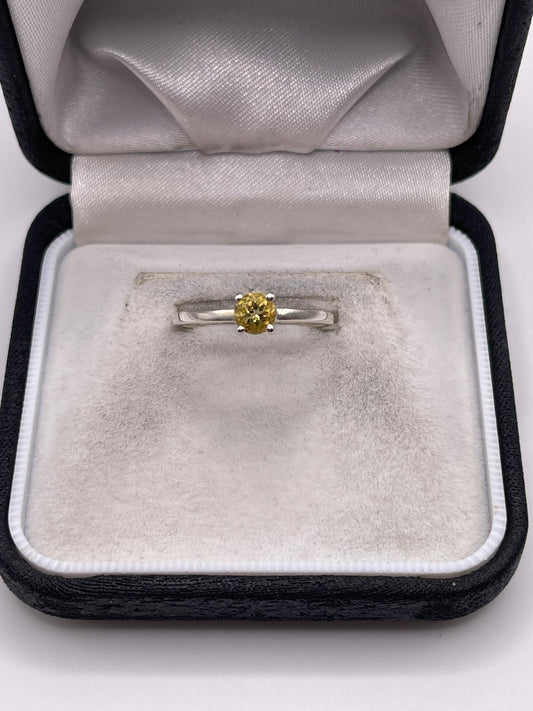 Silver citrine ring