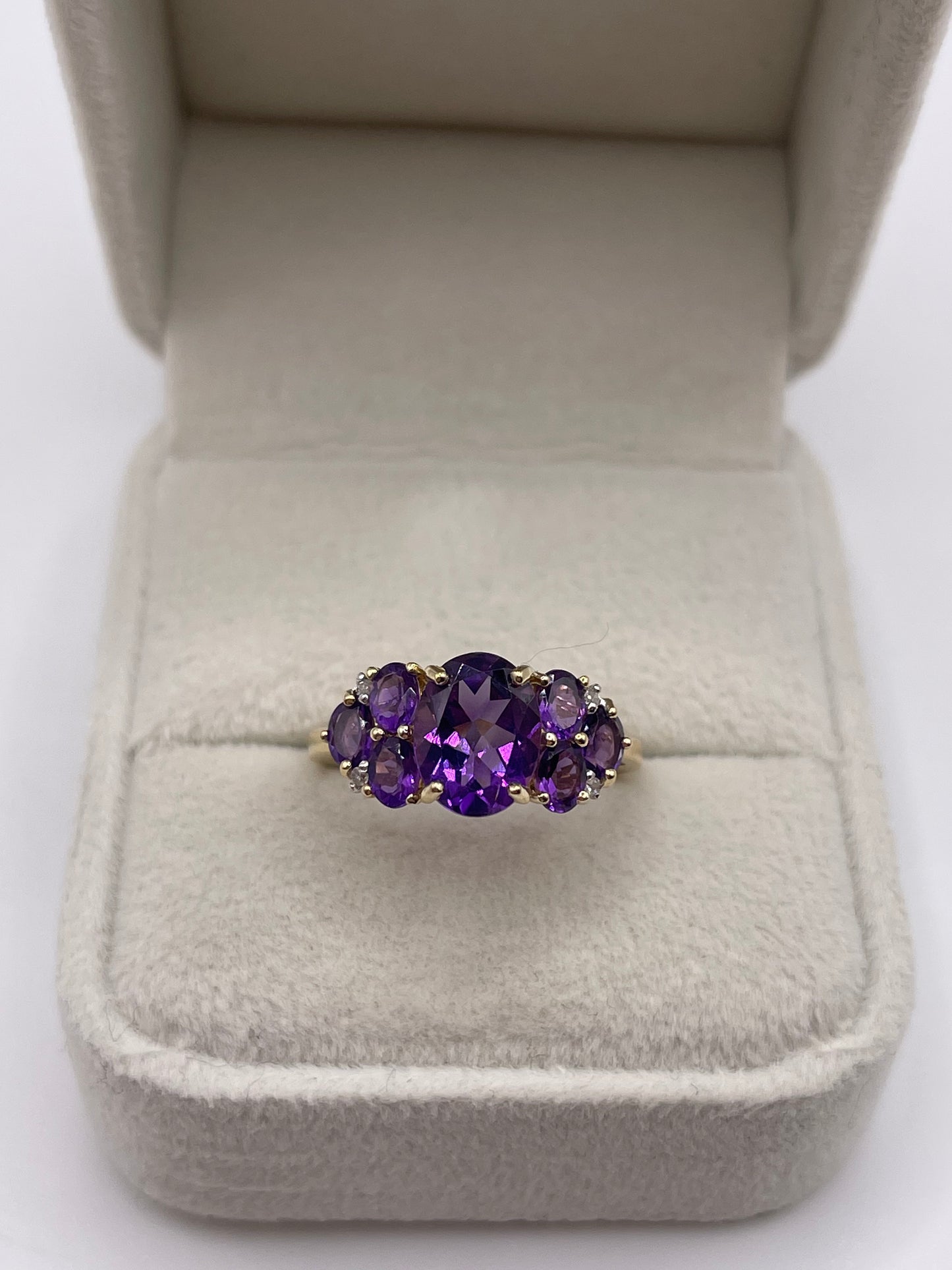 9ct gold amethyst and diamond ring
