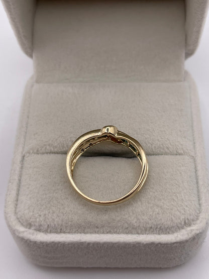 9ct gold emerald and diamond ring