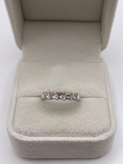 18ct white gold 1ct diamond ring