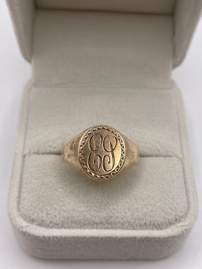 9ct gold initial signet ring