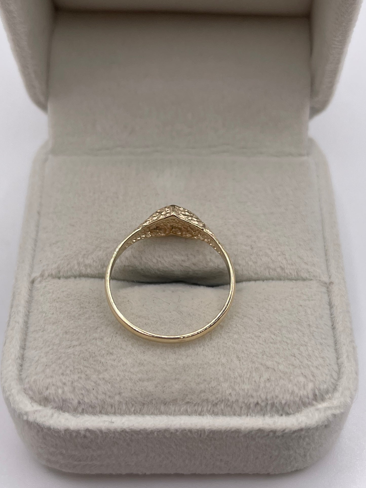 9ct gold diamond heart ring