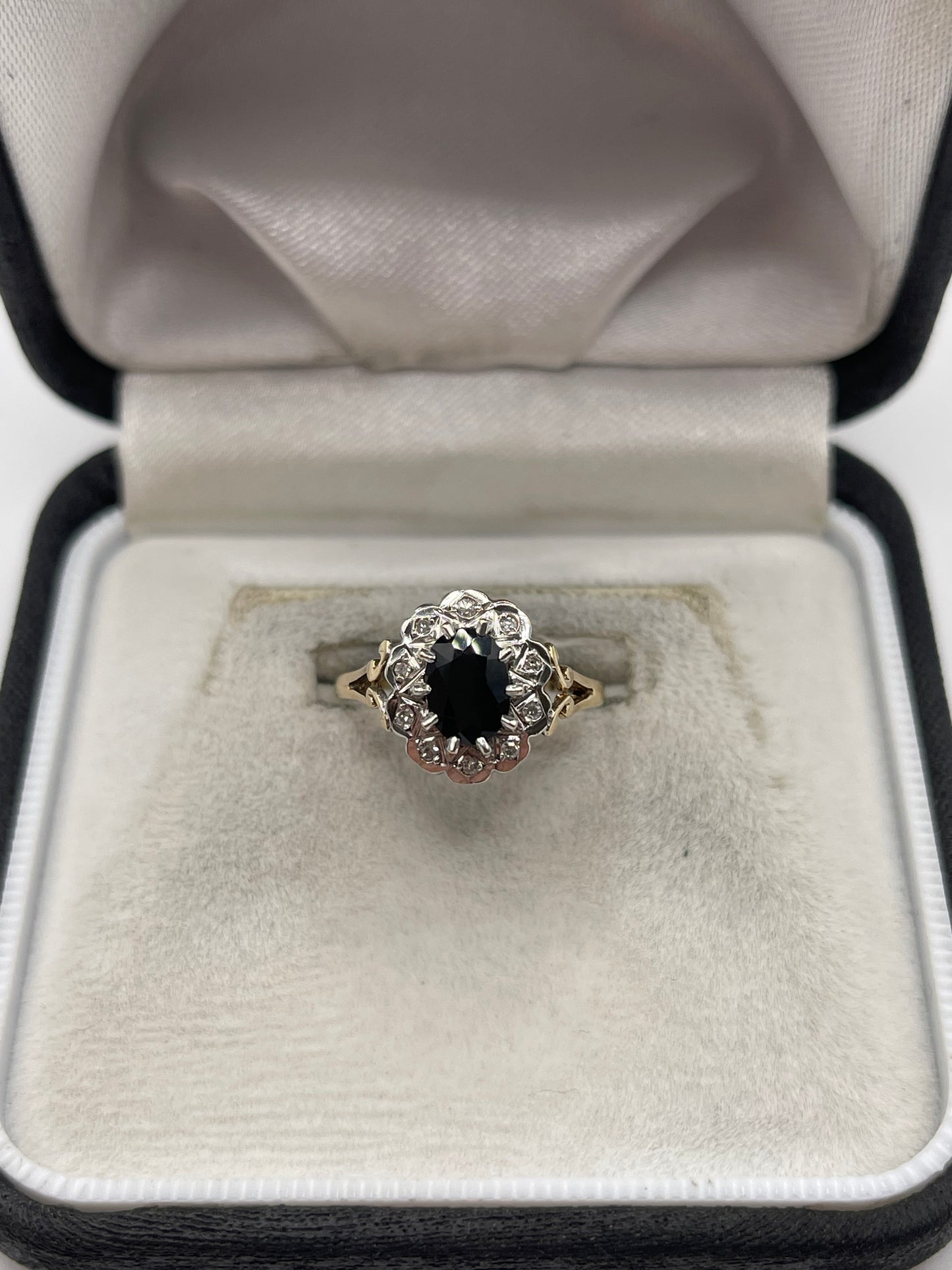 9ct gold sapphire and diamond ring