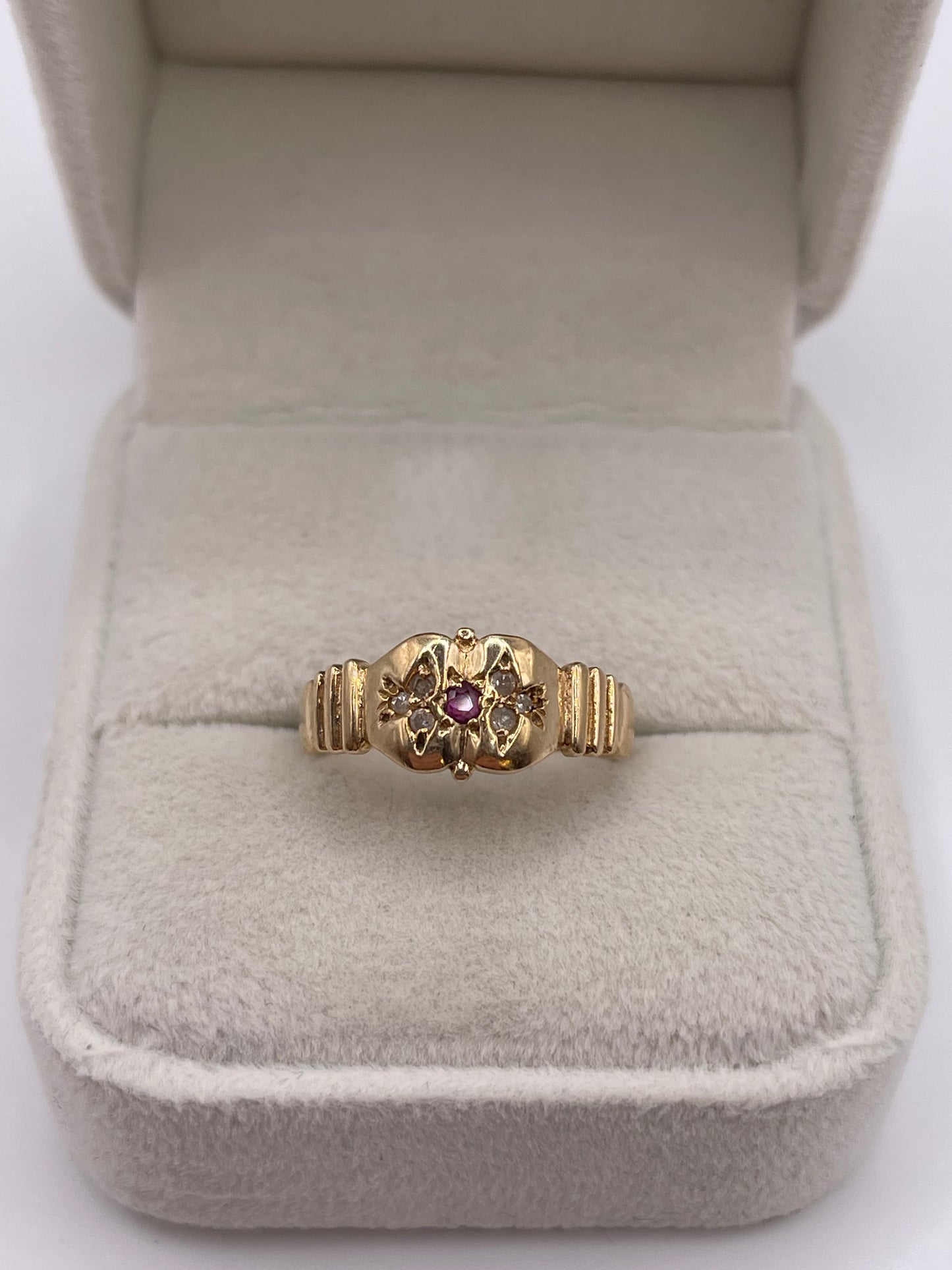 9ct gold ruby and diamond ring