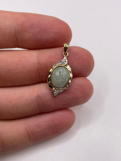 9ct gold jade and diamond pendant