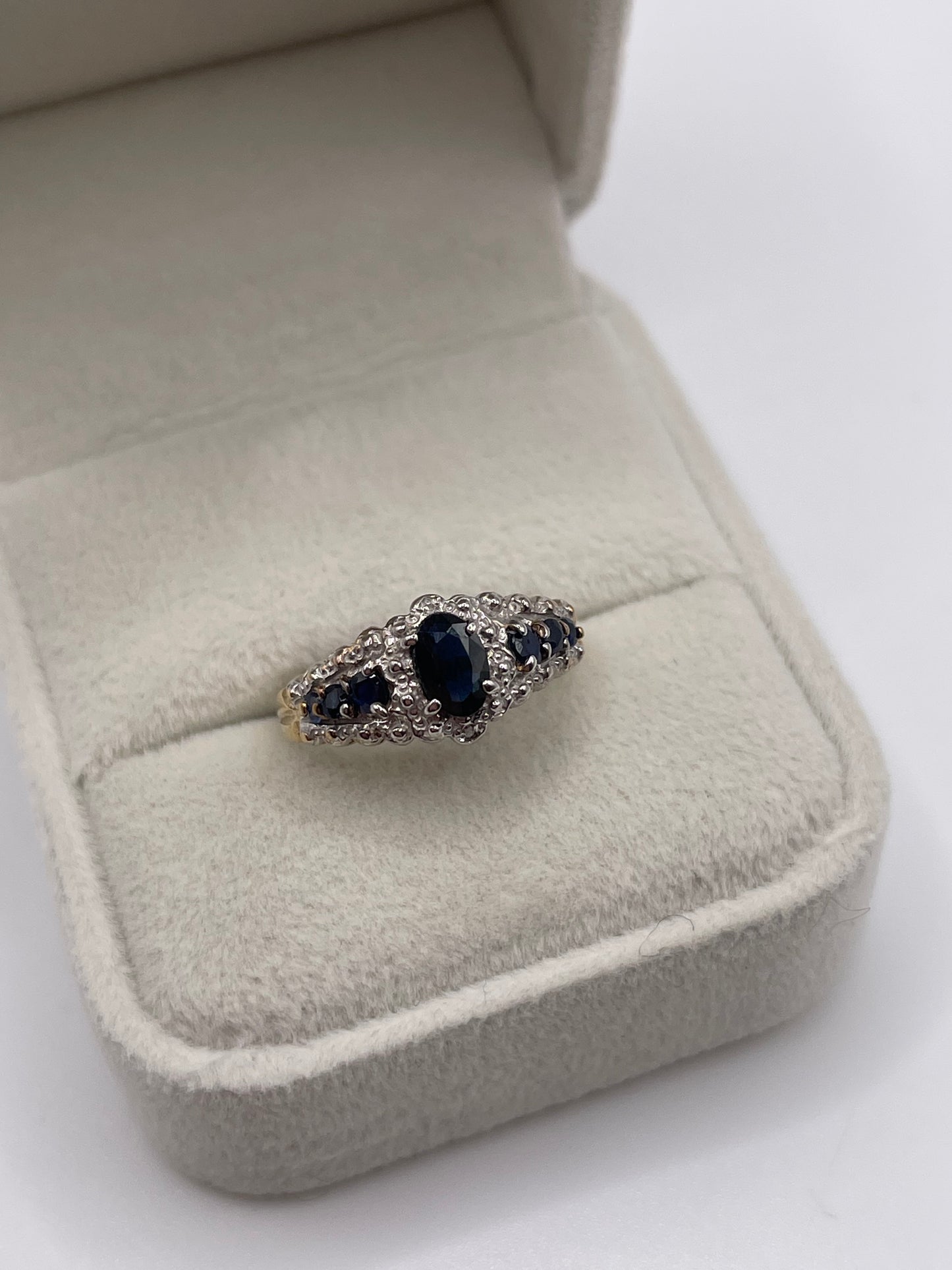 9ct gold sapphire and diamond ring