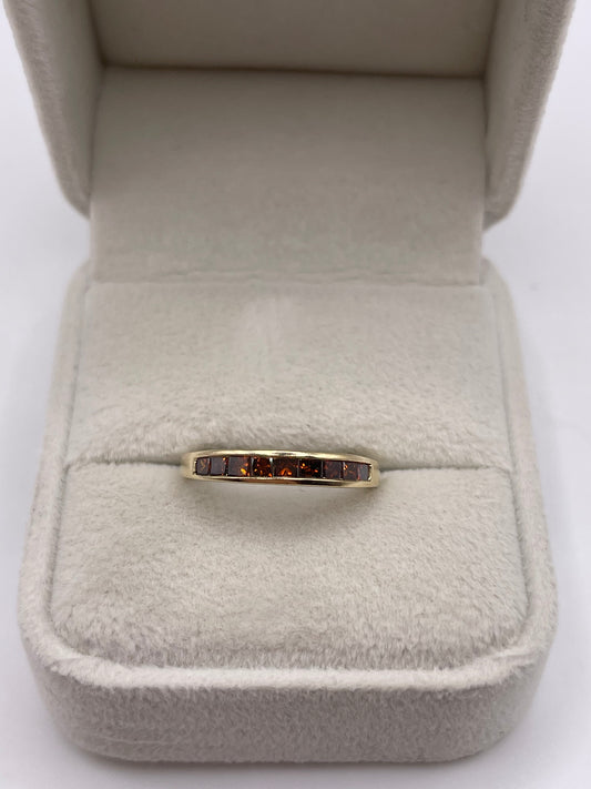9ct gold red diamond ring