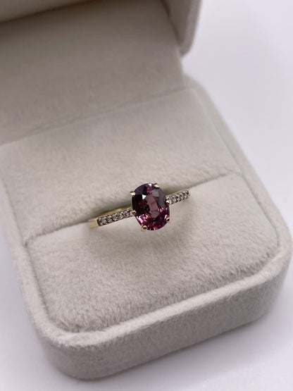 9ct gold purple zircon and diamond ring