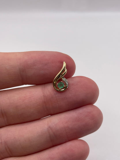 9ct gold emerald and diamond pendant