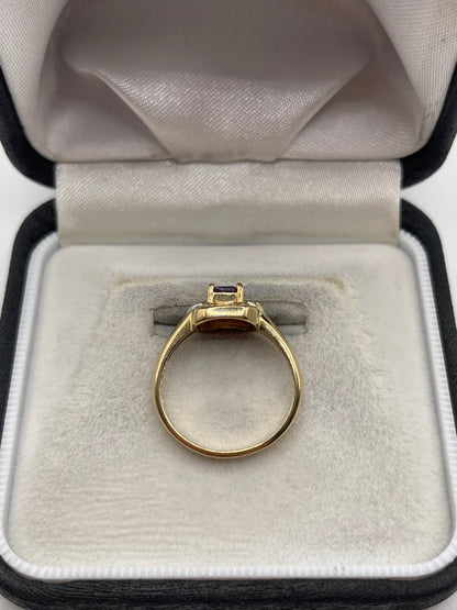 9ct gold amethyst and diamond ring