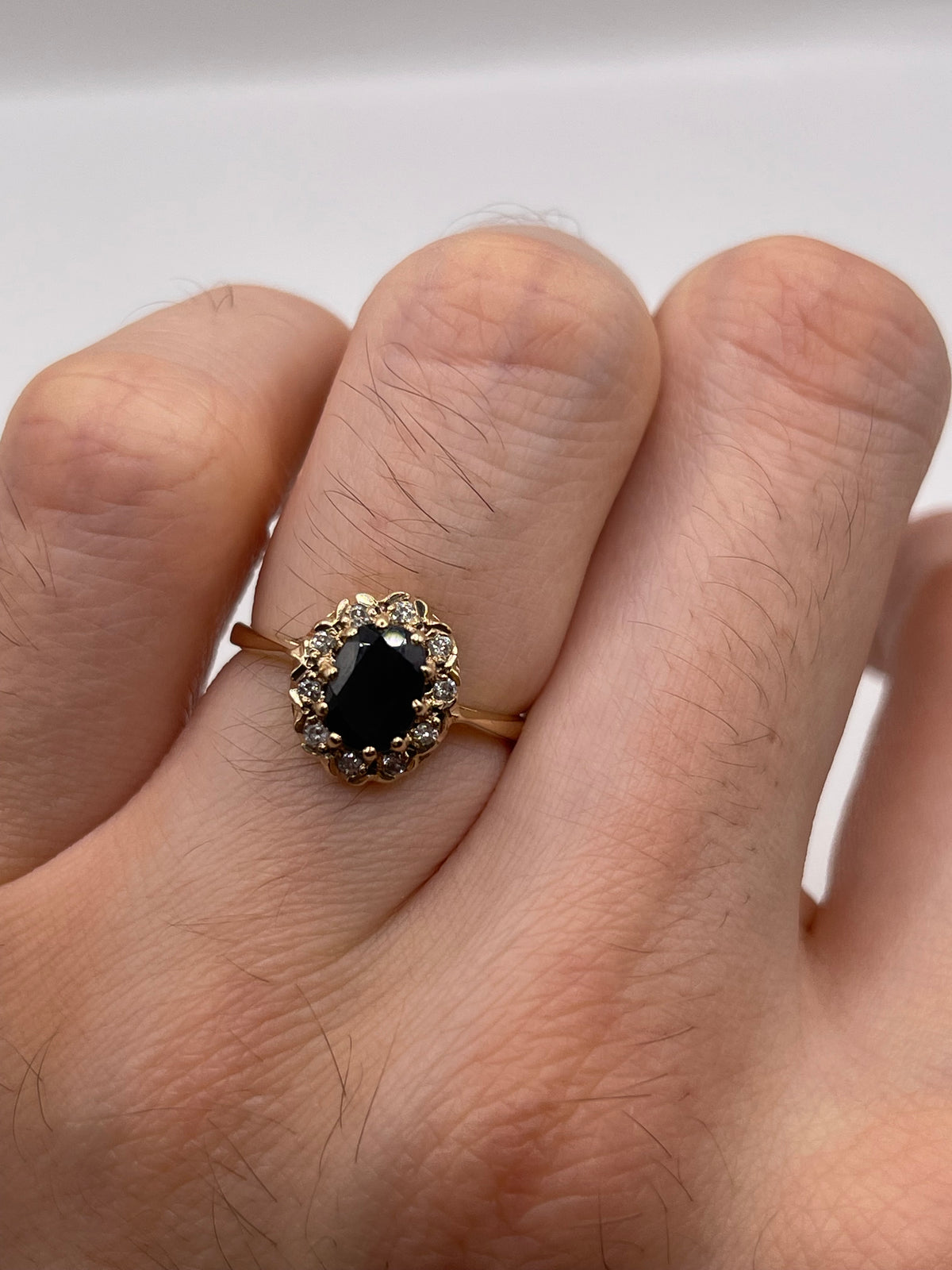 9ct gold sapphire and diamond ring