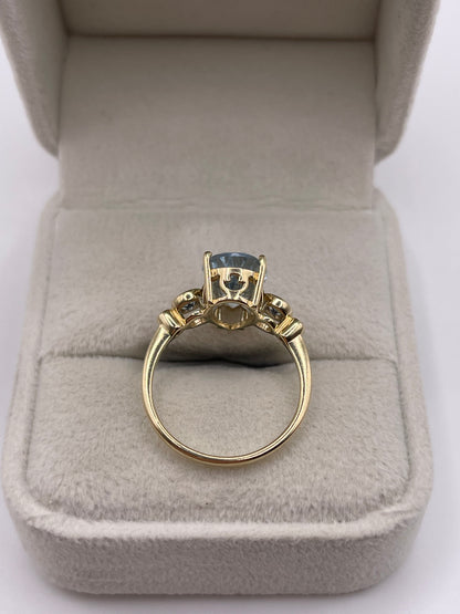 9ct gold topaz and diamond ring
