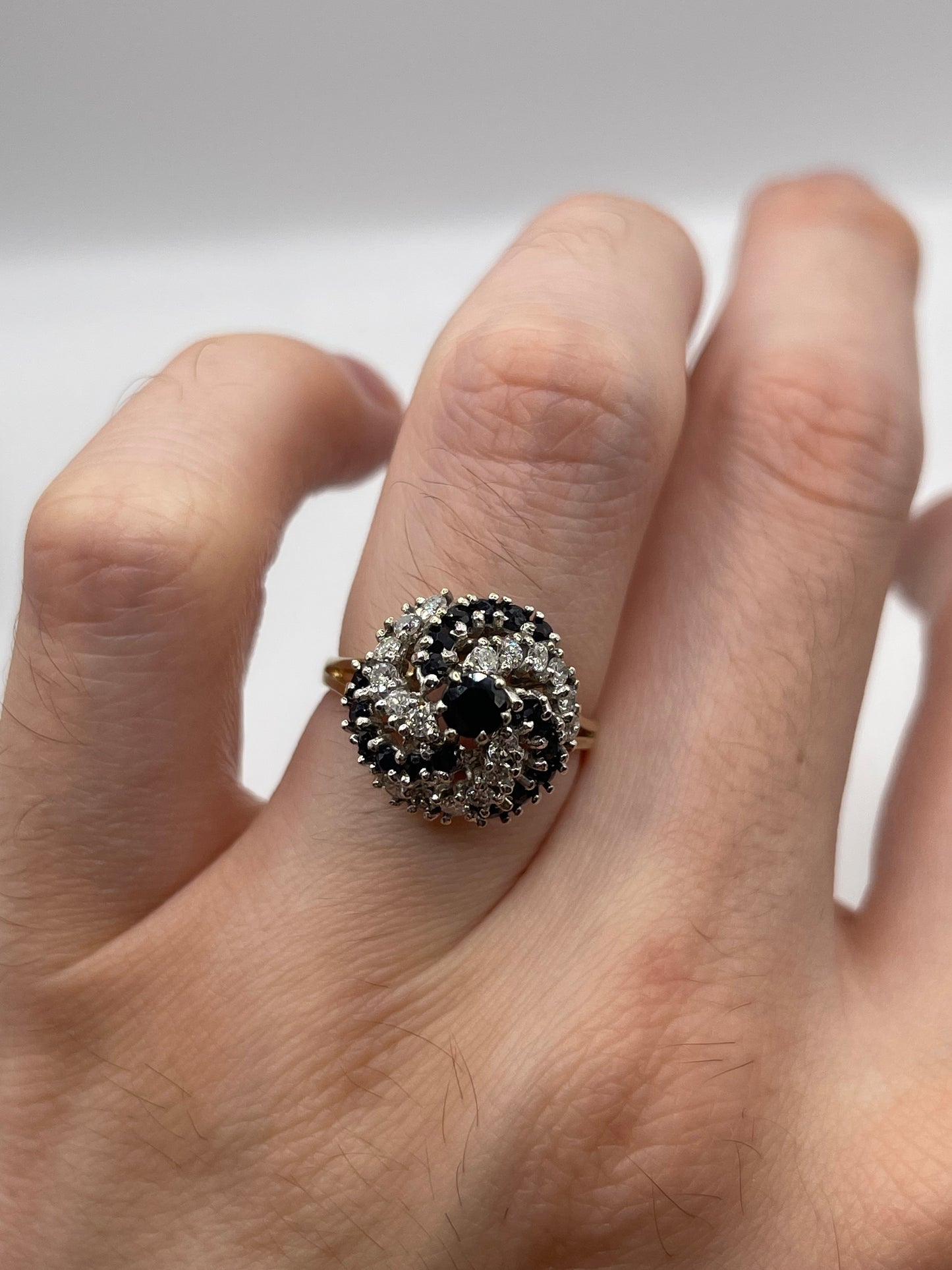 9ct gold sapphire and diamond ring