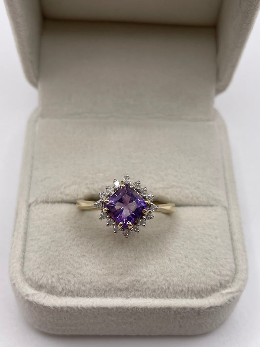 9ct gold amethyst and diamond ring