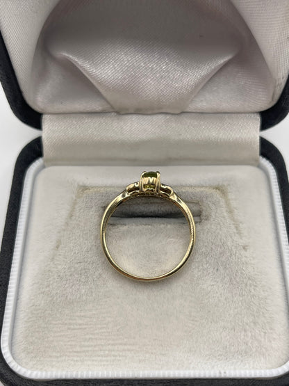 9ct gold quartz and diamond ring