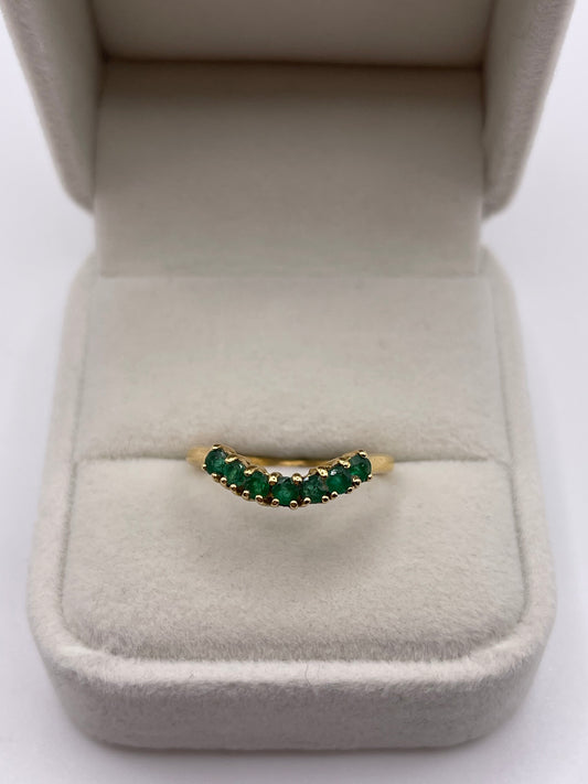 18ct gold emerald wishbone ring