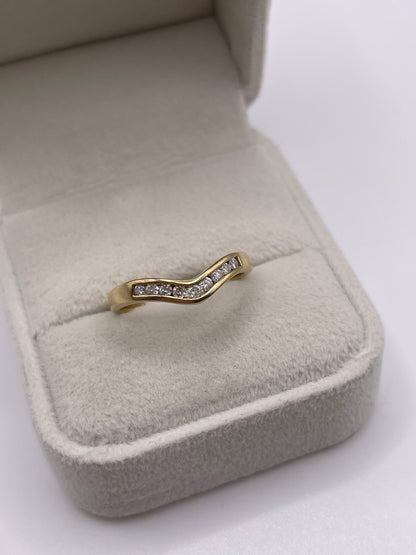 9ct gold diamond wishbone ring