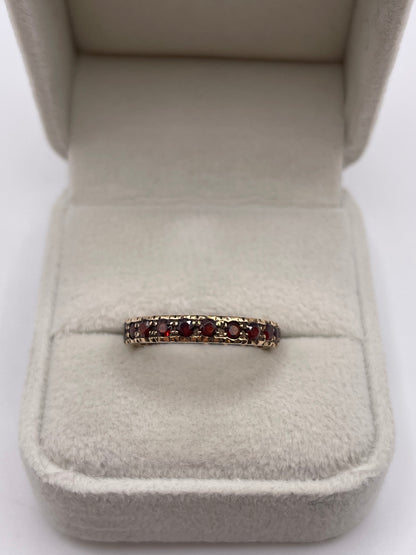 9ct gold garnet eternity ring