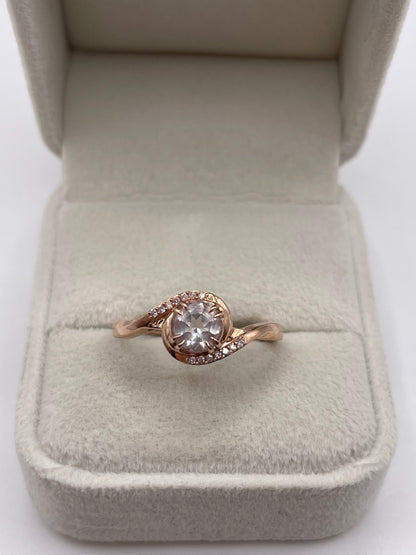 9ct rose gold morganite and diamond ring