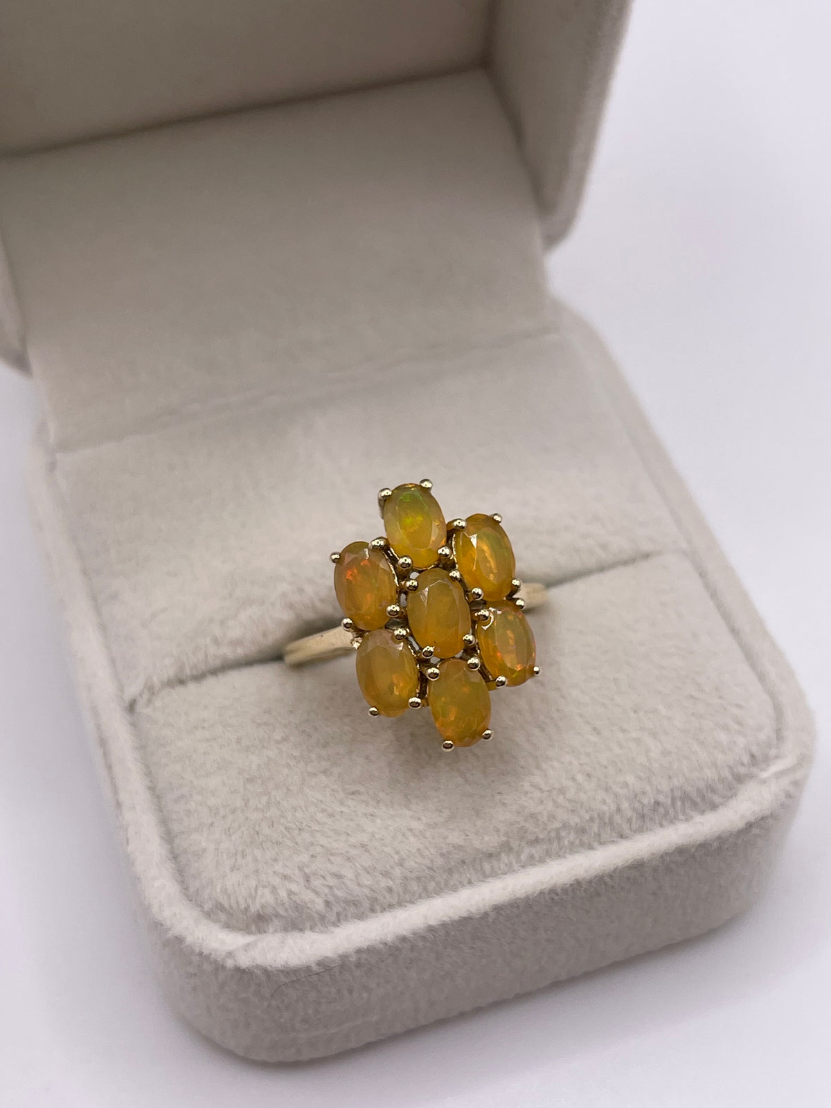 9ct gold opal cluster ring