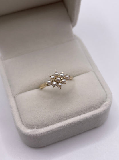 9ct gold pearl cluster ring