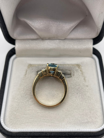 9ct gold aquamarine and diamond ring