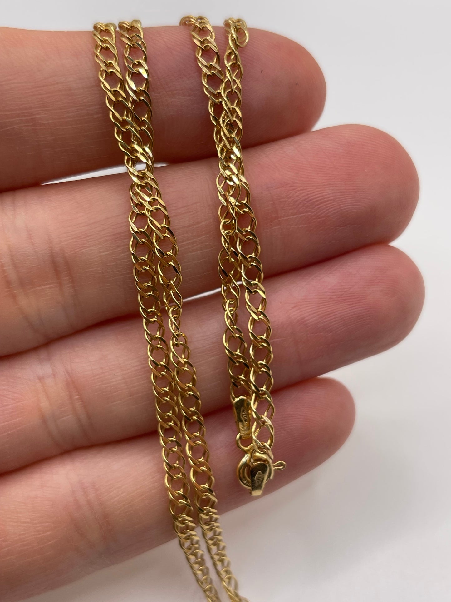 9ct gold chain 211