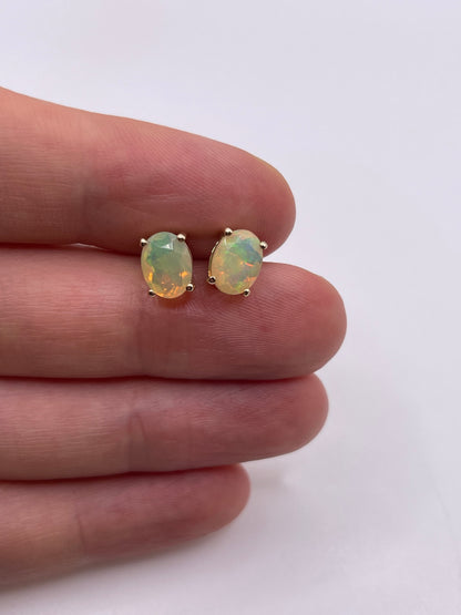 9ct gold opal earrings