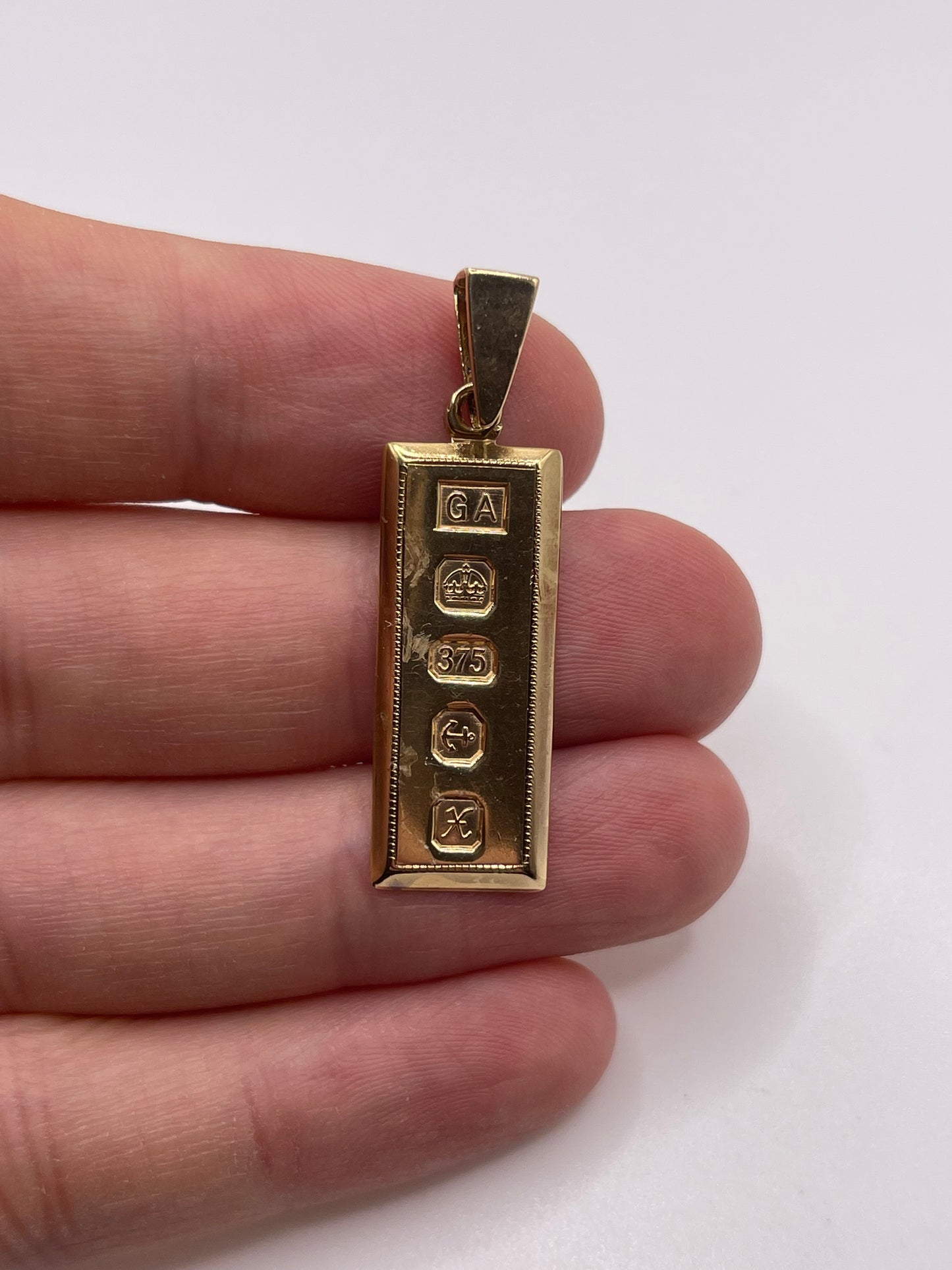 9ct gold ingot pendant