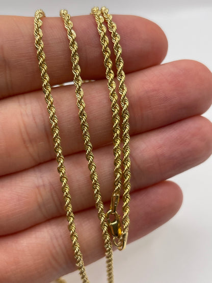 9ct gold chain E