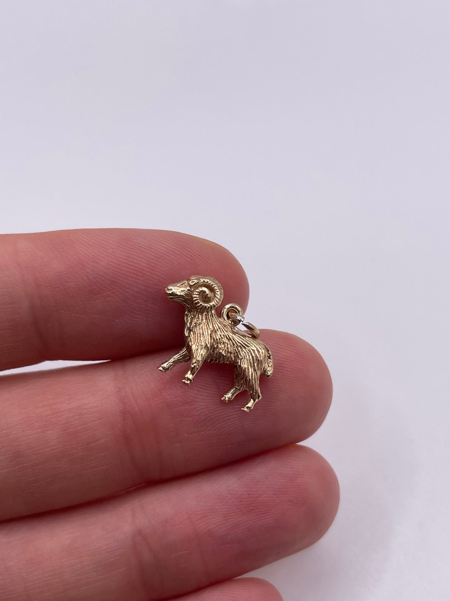 9ct gold ram charm