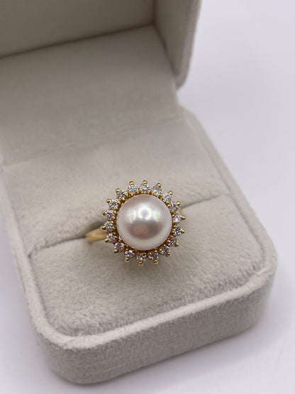 18ct gold pearl and diamond ring